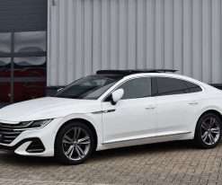 Alternative view of Volkswagen Arteon 1.4 TSI eHybrid R-Line 2021