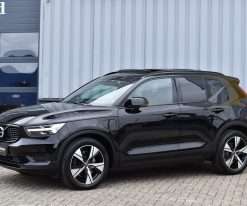 Alternative view of Volvo XC40 1.5 T4 Recharge 211 Pk R-Design 2021