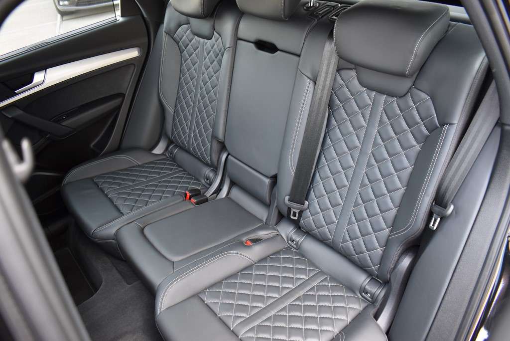 Audi Q5 55 e Tfsi S-Line 367 Pk 12-2022 - Afbeelding 11