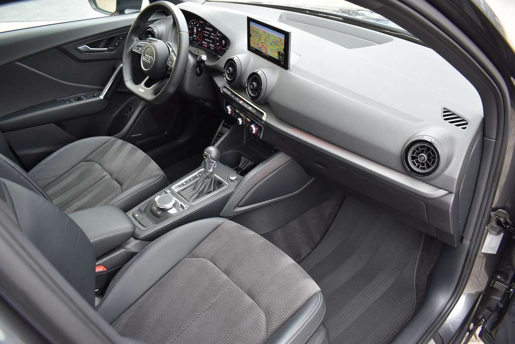 Audi Q2 1.4 TFSI CoD 150 Pk S-Line Black Edition 2018 - Afbeelding 11