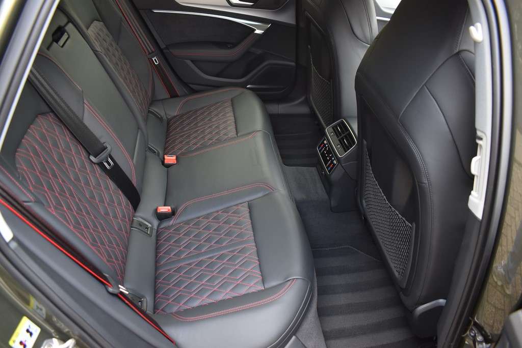Audi A6 Avant 55 TFSI e Quattro 367 Pk S-Line Competition 2023 - Afbeelding 13