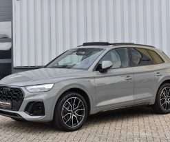 Alternative view of Audi Q5 55 TFSI e S-Line 367 Pk Quantum Grey