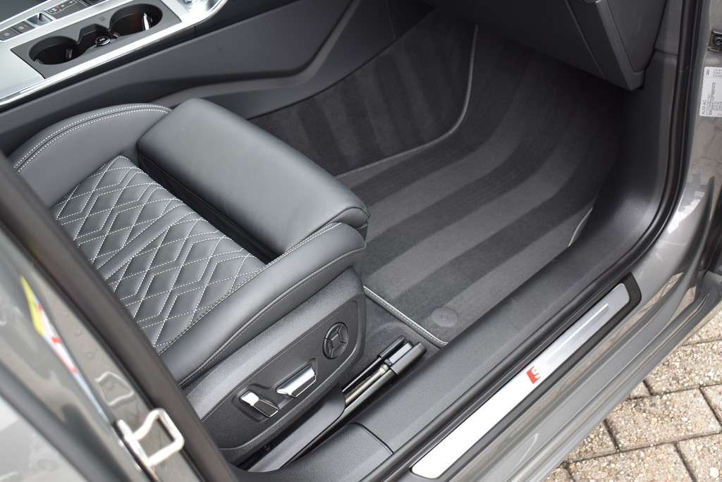 Audi A6 Avant 55e TFSI Quattro 367 Pk S line Black Ed 2023 - Afbeelding 11